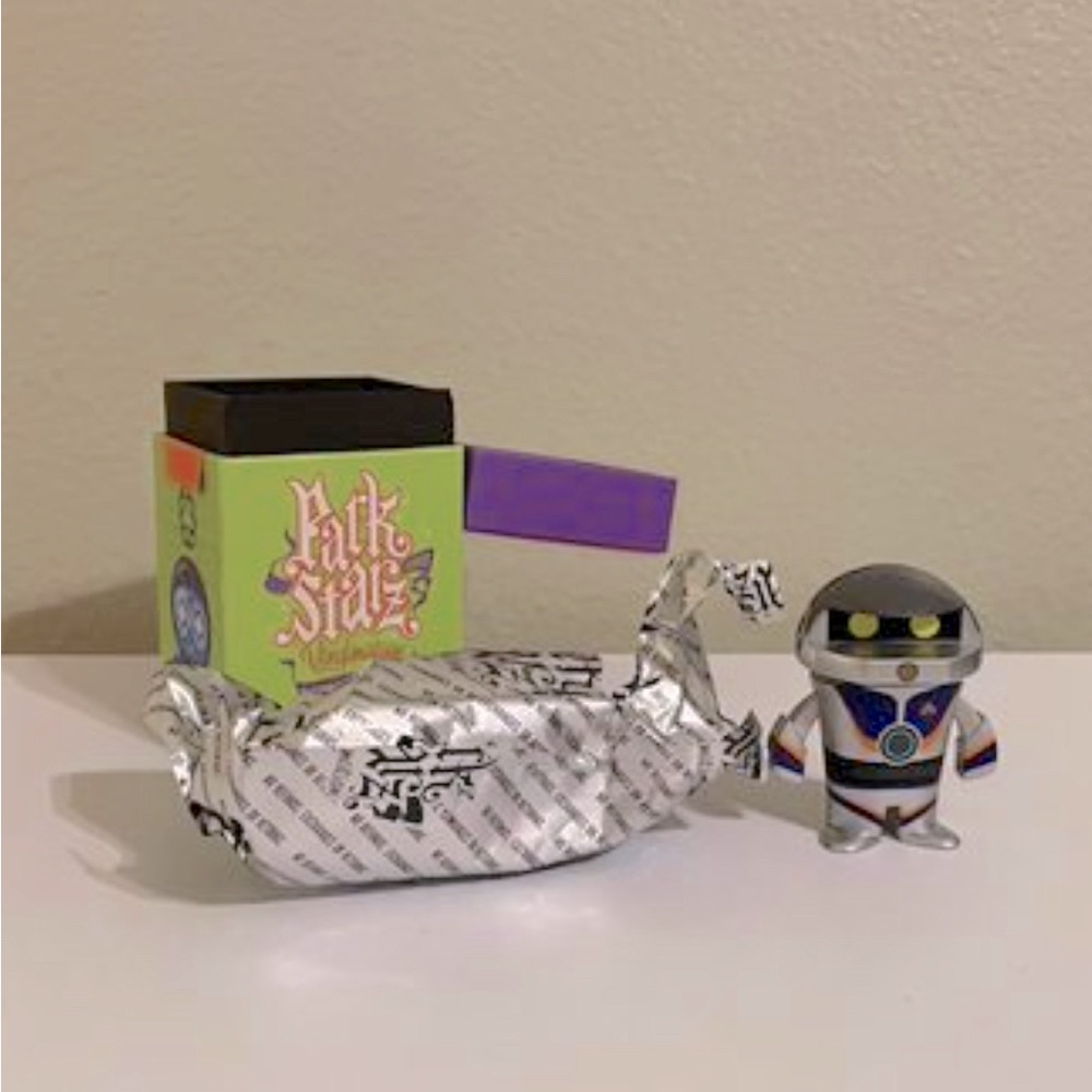 Disney Parks Vinylmation Park Starz Series 4 Ace Star Tours Vinyl Figure